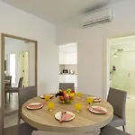 Villa Muzu By