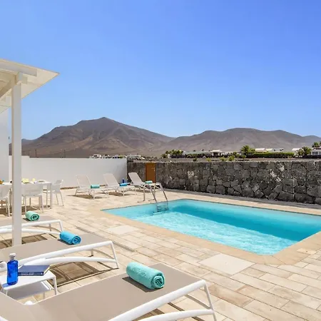 Muzu By Villa Playa Blanca (Lanzarote)